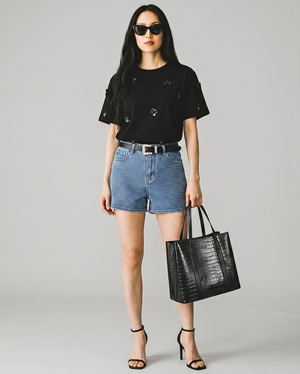 t-shirt-nera-pailettes