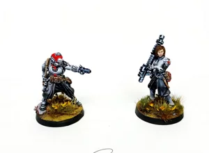 Two JSA infantry miniatures for Infinity The Game, featuring volumetric white armor, red accents, and detailed scenic bases by RosPaint Studio. Two JSA infantry miniatures for Infinity The Game, featuring volumetric white armor, red accents, and detailed scenic bases by RosPaint Studio.