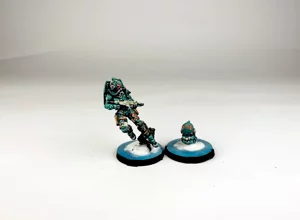 Professional painting of a PanOceania Varuna miniature with a small support drone, featuring a custom teal scheme and snow base. Professional painting of a PanOceania Varuna miniature with a small support drone, featuring a custom teal scheme and snow base.