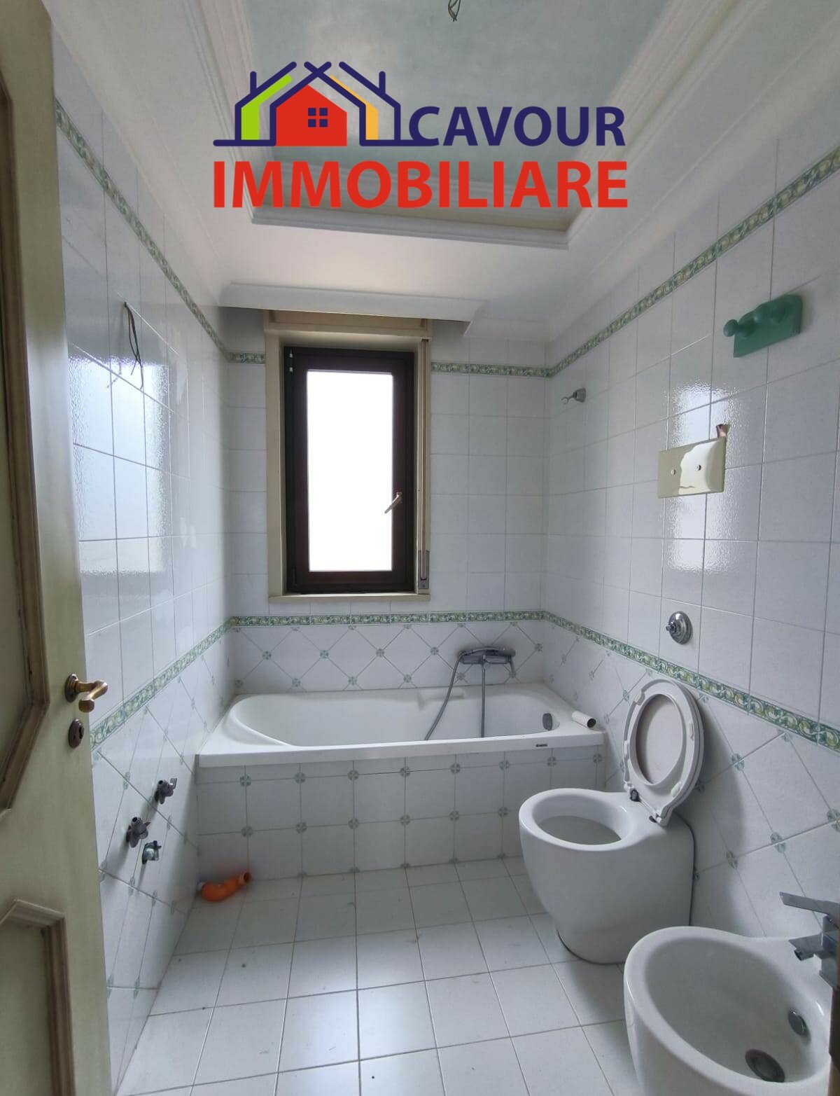 whatsapp-image-2025-10-30-at-15-(1).04.03.jpeg