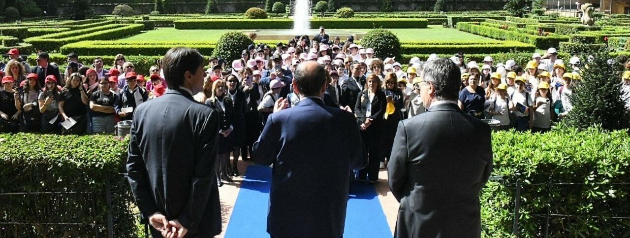Autonomia, Schifani festeggia l'80° anniversario con gli studenti