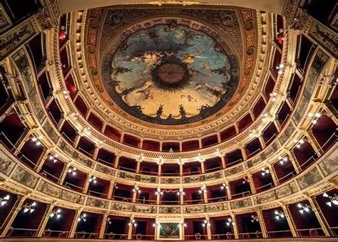 teatro-comunale-siracusa.webp