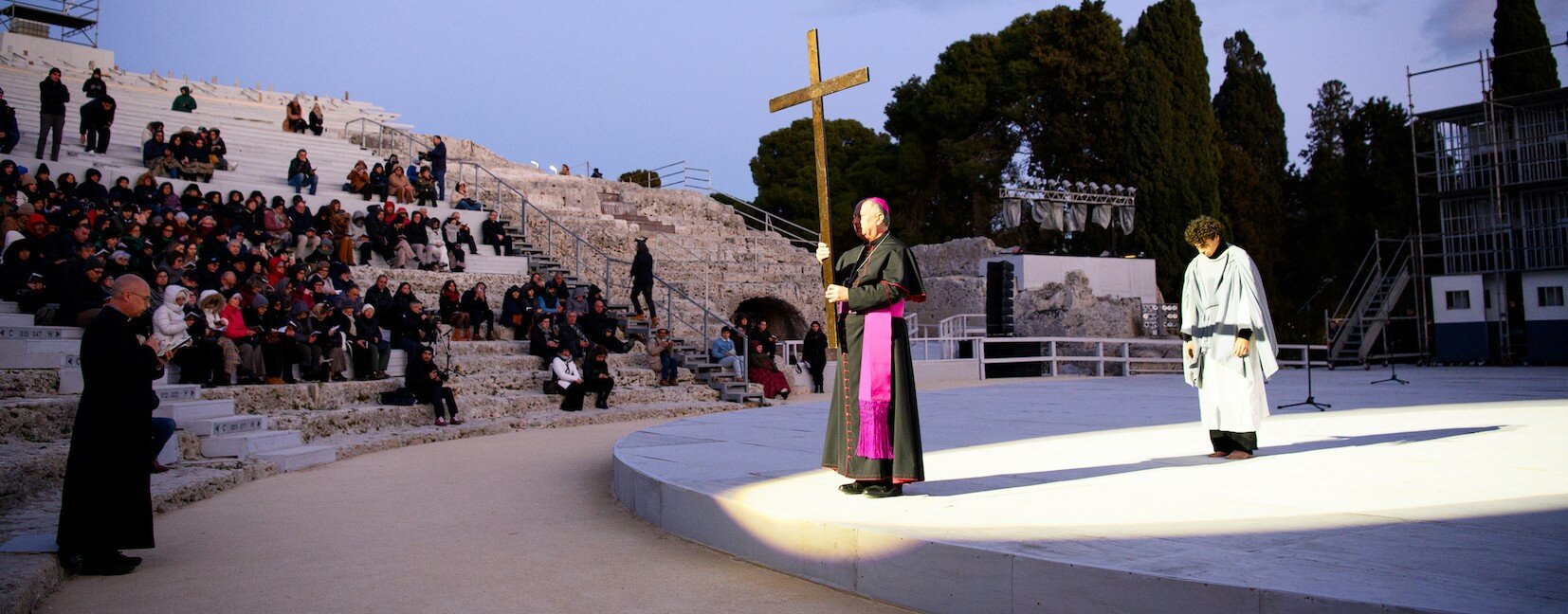 Siracusa: Via Crucis di riflessione al Teatro Greco
