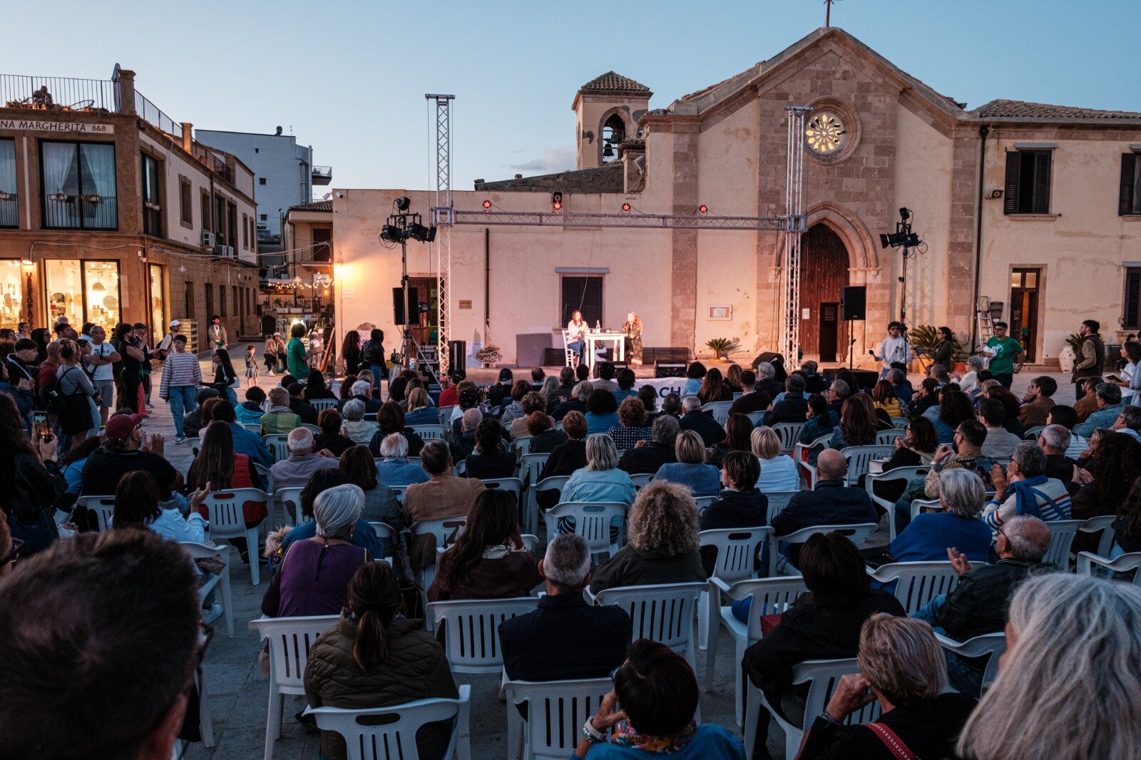 Marzamemi capitale della cultura con il book fest