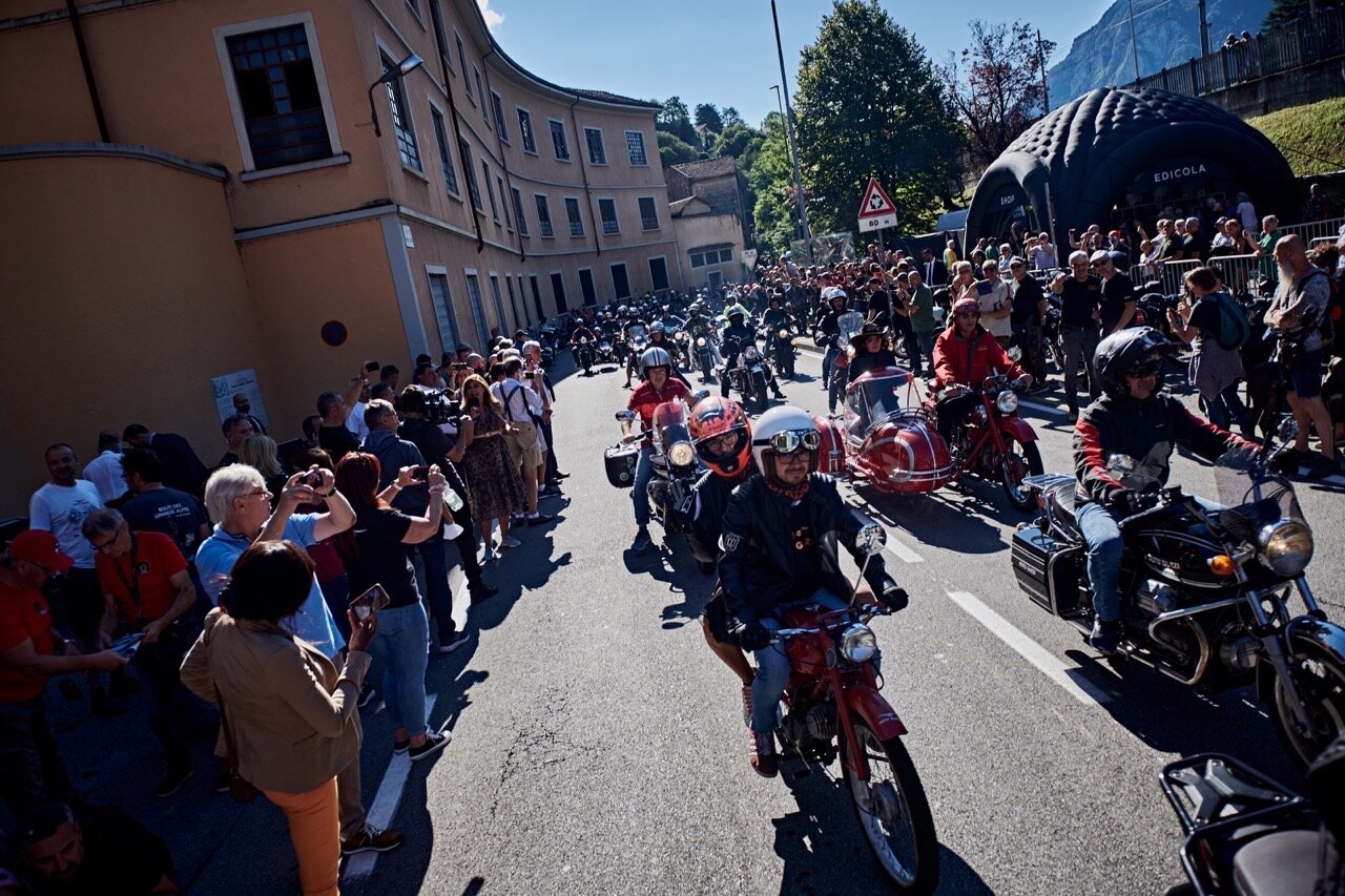 Meeting dei motoguzzisti il primo maggio a Siracusa