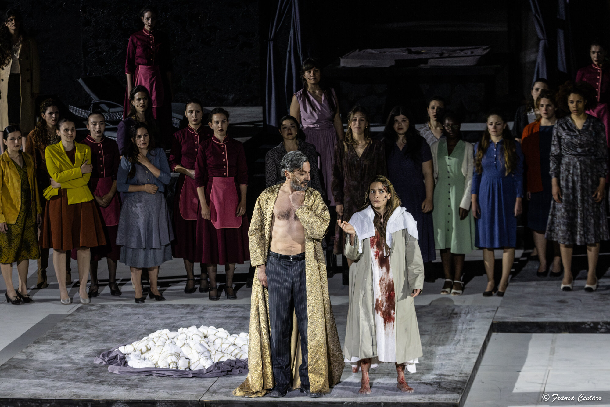 Teatro greco di Siracusa: ovazione al debutto per l’Alcesti