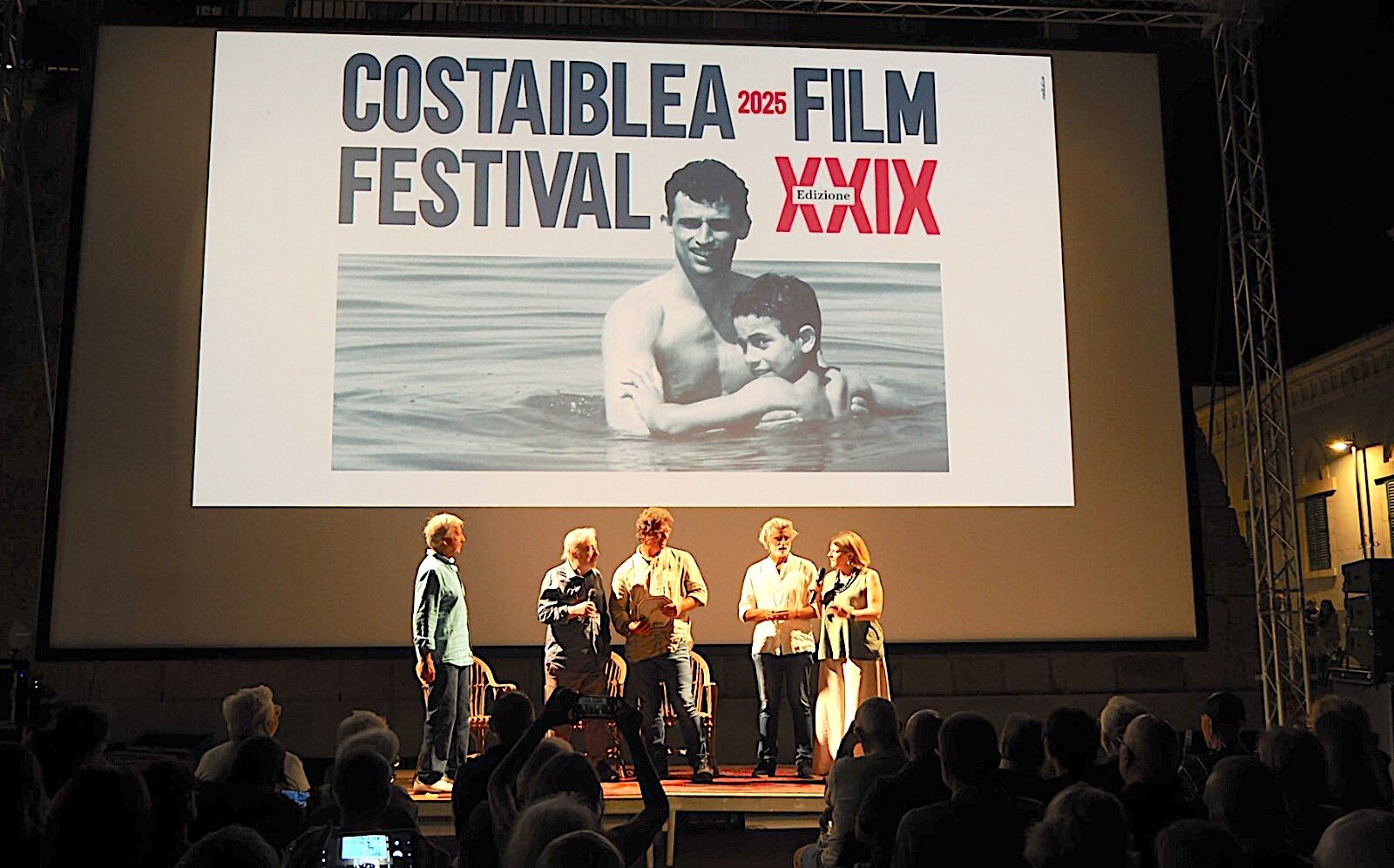 La forza del cinema tra gli Iblei e il mare La forza del cinema tra gli Iblei e il mare