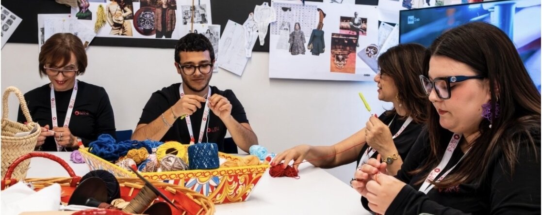 Tele di Aracne: aperte le candidature per il corso formativo di sartoria