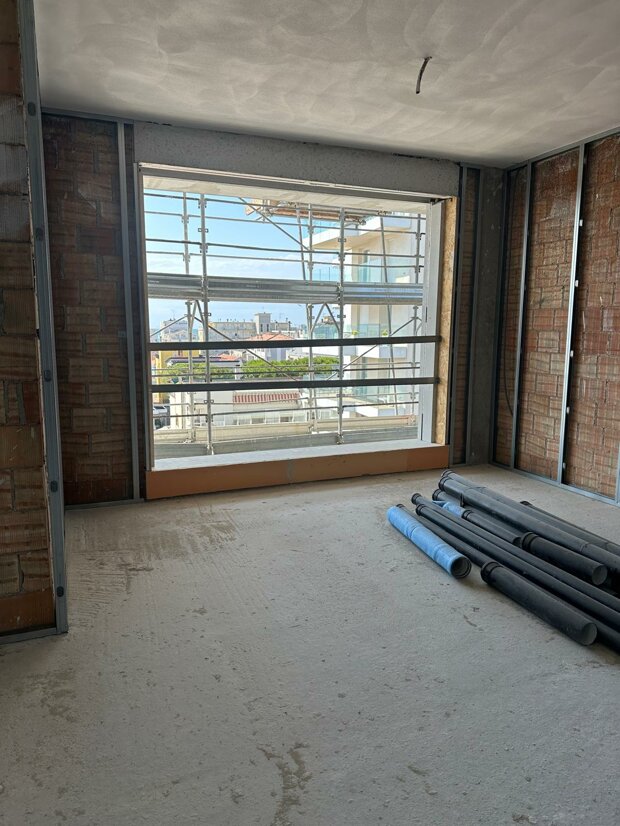 Appartamento Quadrilocale in Vendita a Jesolo, Piazza Marconi - Drago