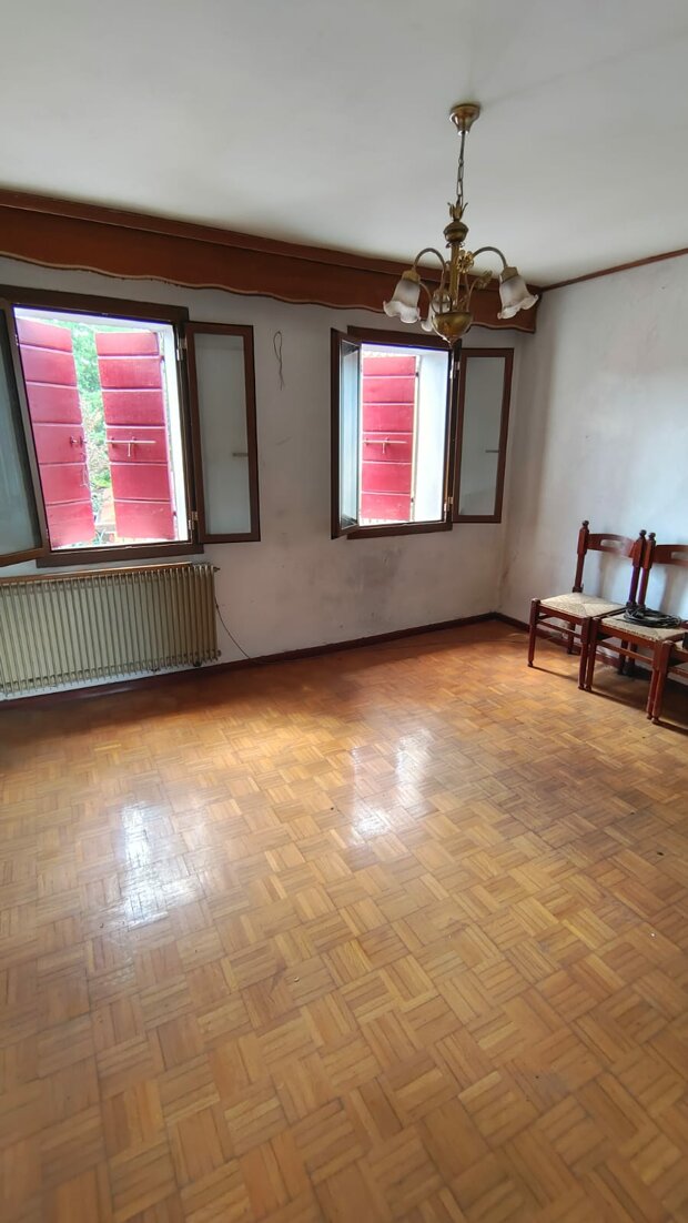 Casale sul Montello con 23.000 mq di terreno