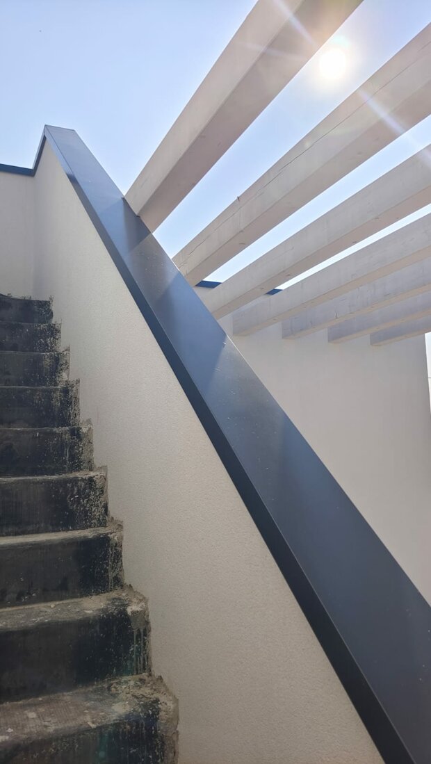 Nuova costruzione in pronta consegna al grezzo avanzato