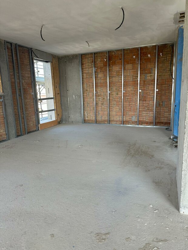 Appartamento Quadrilocale in Vendita a Jesolo, Piazza Marconi - Drago