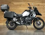 bmw-1250-adventure-triple-black-2024