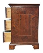 canterano-lastronato-in-noce-modena-xvii-sec