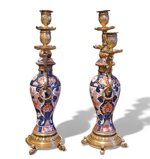 coppia-di-candelieri-in-porcellana-imari-giappone-periodo-edo