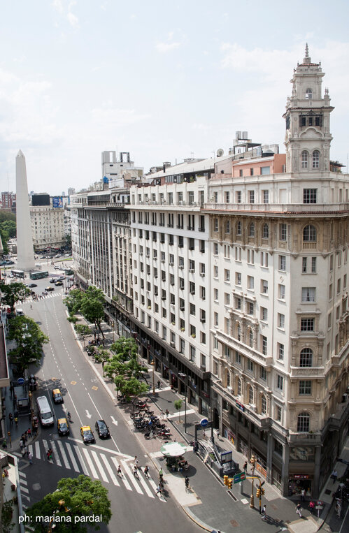  a metros del Obelisco y Av. Corrientes HR Luxor