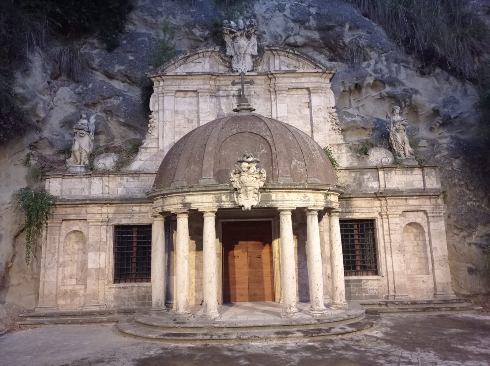 santemidio-alle-grotte-di-ascoli-piceno---italian-online-language.jpeg santemidio-alle-grotte-di-ascoli-piceno---italian-online-language.jpeg