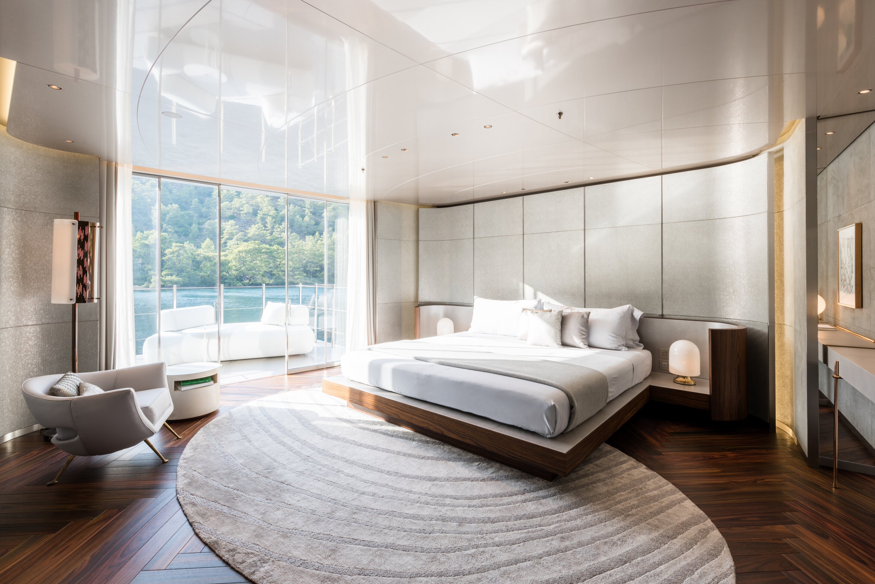 686-copyright-feadship-vip-stateroom-turkey-01.jpeg