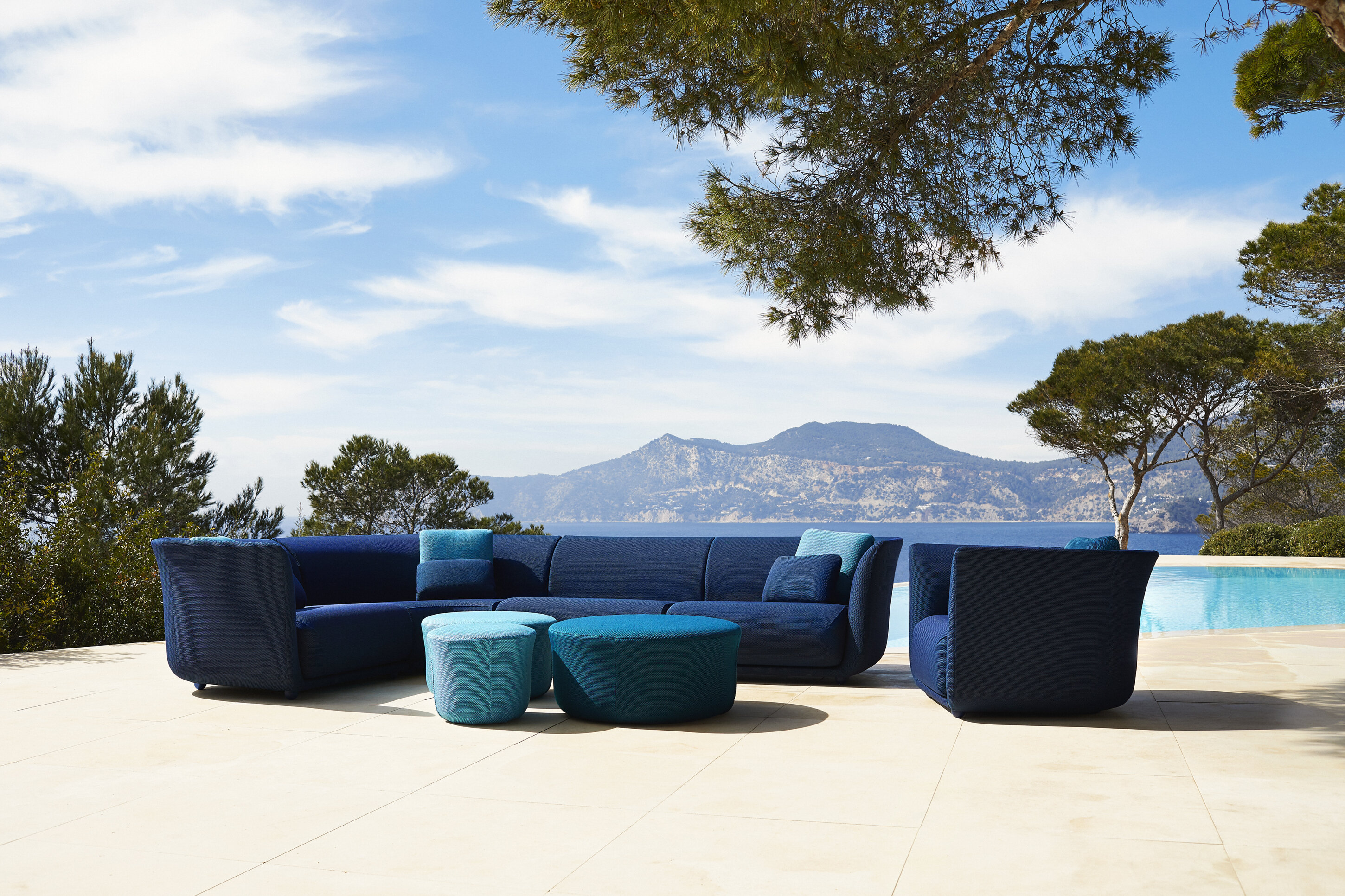 vondom-suave-collection-sofa-by-marcel-wanders-20.jpeg vondom-suave-collection-sofa-by-marcel-wanders-20.jpeg