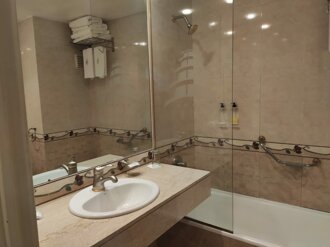 baño2.jpeg baño2.jpeg