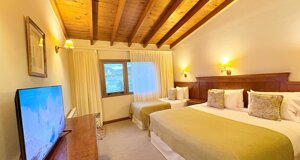 habitacioÌn%20triple%20mat%20+%20cama%206.jpeg habitacioÌn%20triple%20mat%20+%20cama%206.jpeg