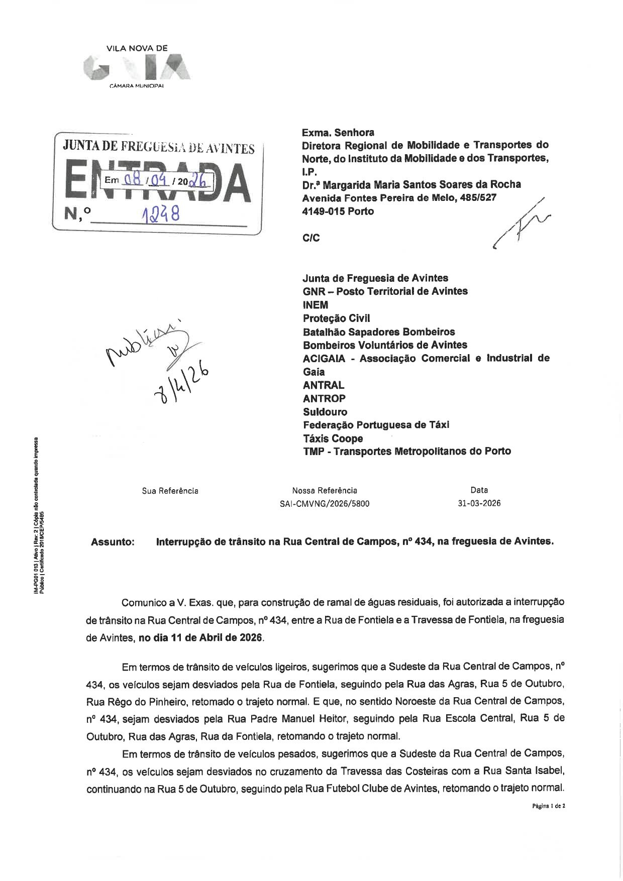 Interrupção de trânsito na Rua Central de Campos