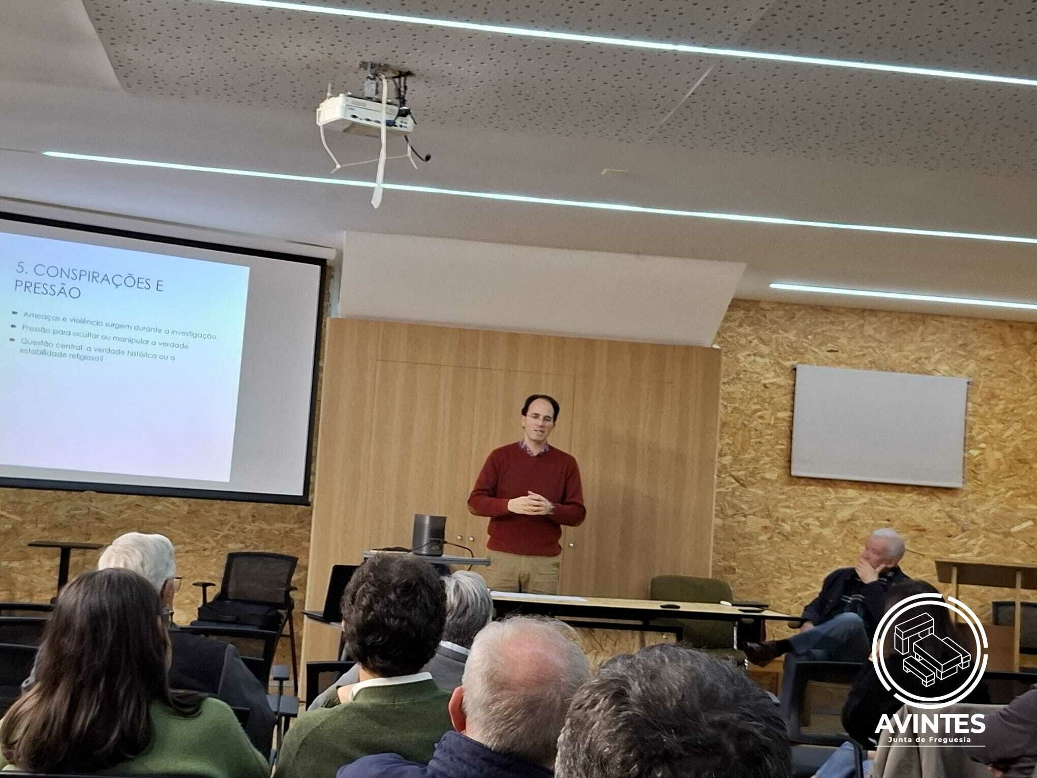 Encontros Literatura e Cinema com Padre Renato Po&ccedil;as