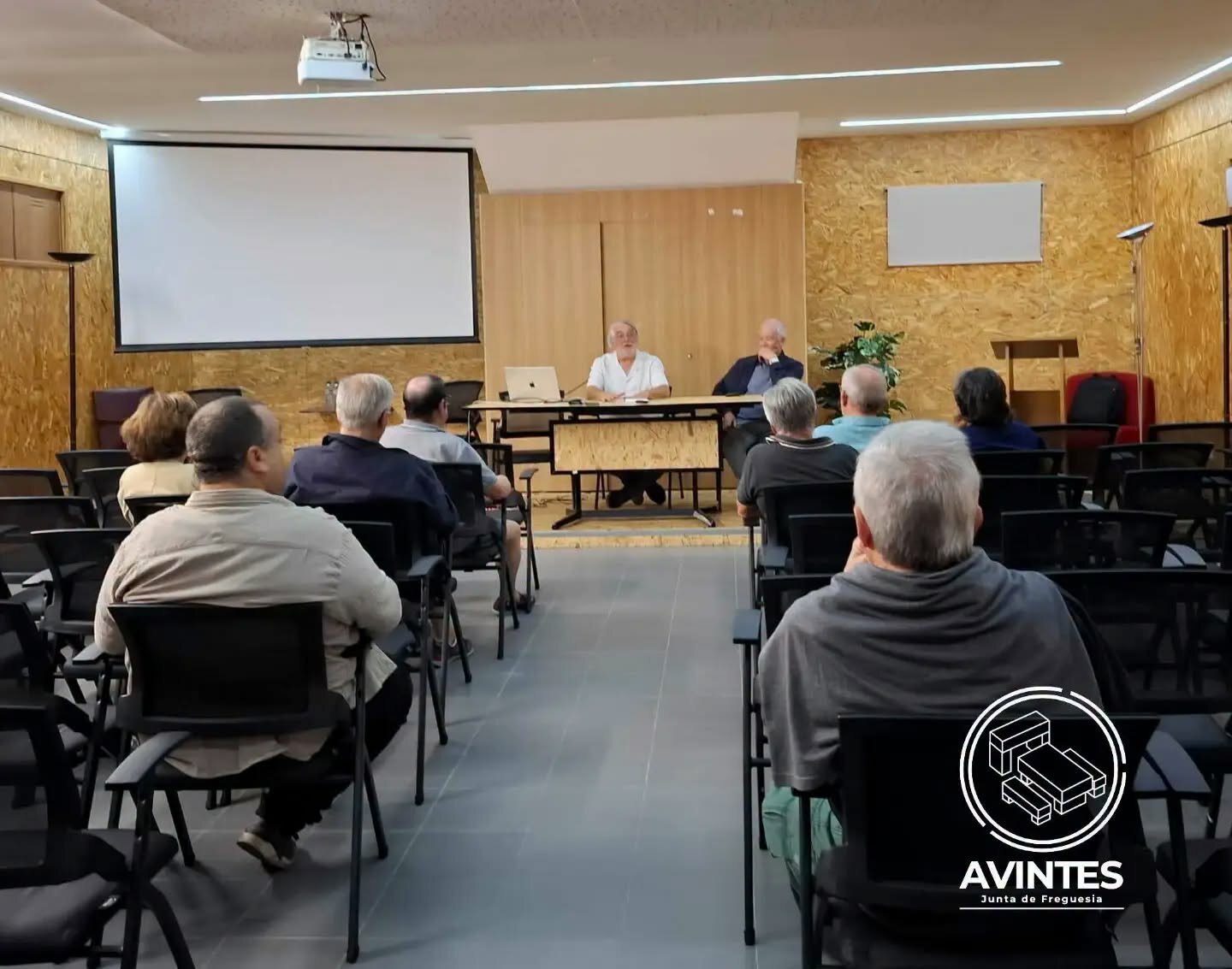 Prof. Jos&eacute; Paiva sobre "Ensino e Cinema"