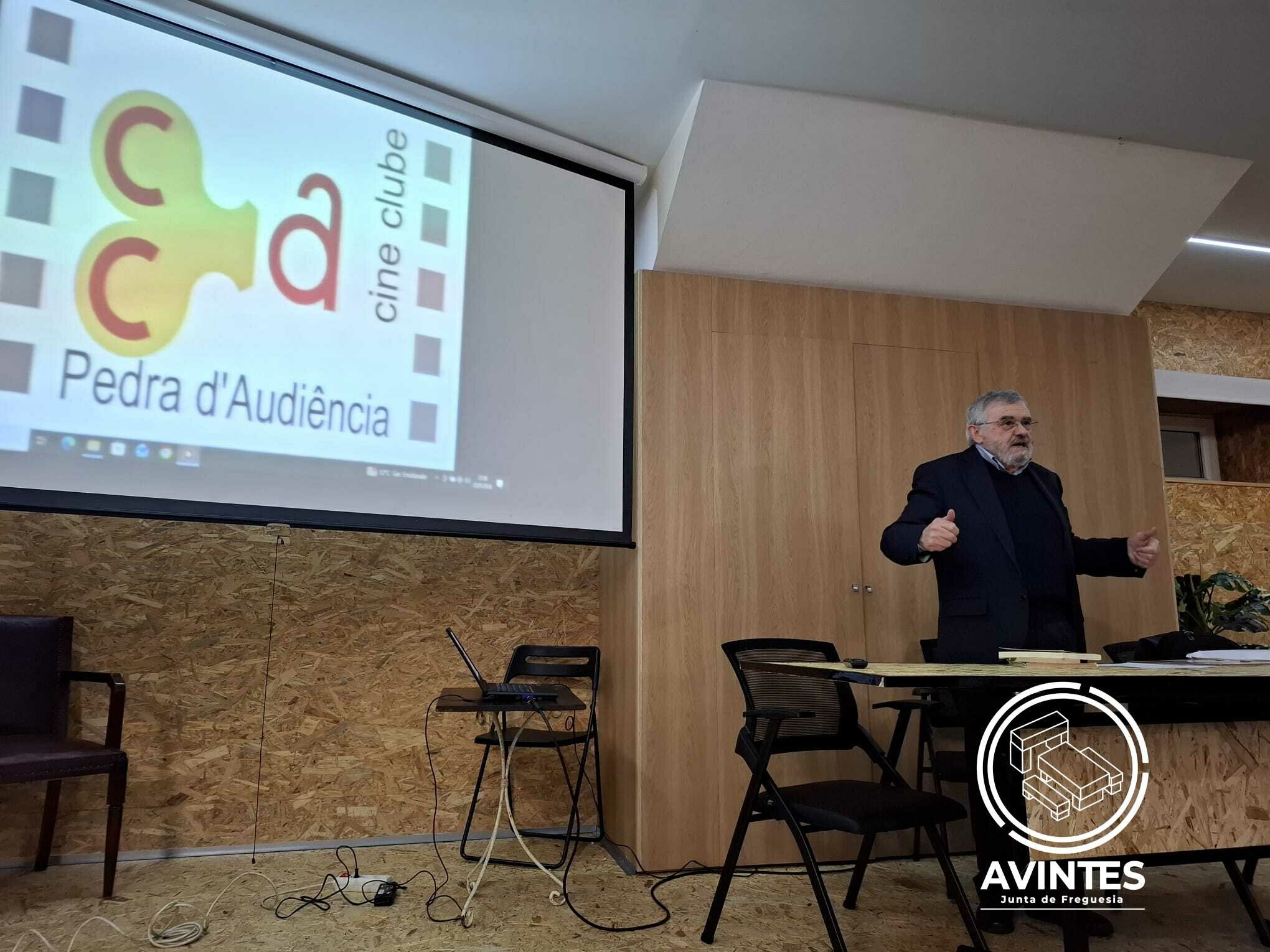 "O Mist&eacute;rio da Estrada de Sintra" por Prof. Gon&ccedil;alves Guimar&atilde;es