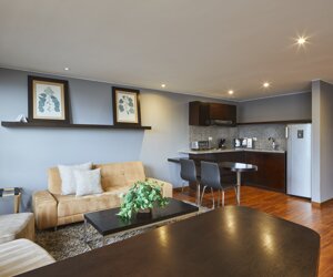 img_9113-r.jpeg img_9113-r.jpeg