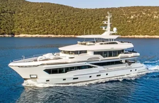 lady-caroline-ava-yacht-2019