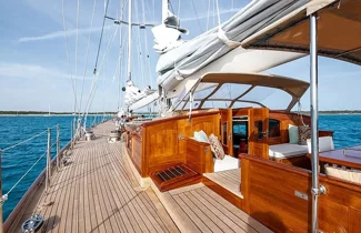 windrose-of-amsterdam-veliero-deck windrose-of-amsterdam-veliero-deck