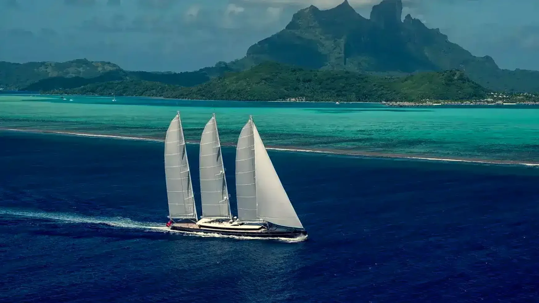 visual-element-sailing-ship-near-the-reef