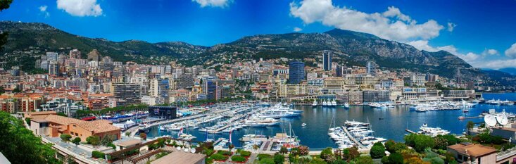 visual-element-view-of-the-port-on-the-french-riviera
