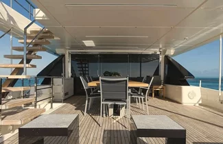 fifi-ferretti-yacht-deck fifi-ferretti-yacht-deck