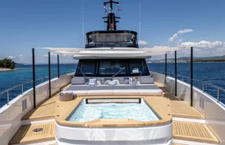 dawo-benetti-yacht-2025-deck dawo-benetti-yacht-2025-deck