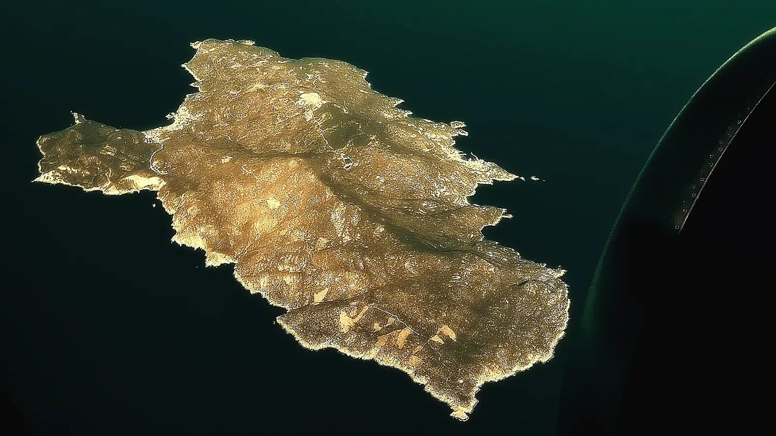 elemento-visuale-isola-del-giglio-vista-aerea elemento-visuale-isola-del-giglio-vista-aerea