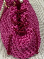 293borsa-artigianale-handmade-fatta-alluncinetto-con-catenella-perle-sintetiche-e-tracolla