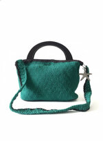 32borsa-artigianale-handmade-fatta-alluncinetto-con-tracolla-fatta-alluncinetto-con-due-manici-in-legno-e-charms-stella-marina-glitter