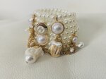 244bracciale-con-perle-sintetiche-e-charms