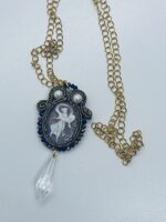 166collana-in-acciaio-con-ciondolo-cammeo-sardonico-di-torre-del-greco-inciso-a-mano-lavorato-a-soutache