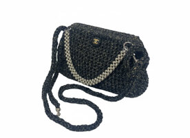 479.borsa artigianale handmade fatta all'uncinetto, con catenella perle sintetiche e tracolla 89.jpeg