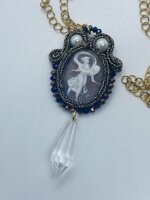 166collana-in-acciaio-con-ciondolo-cammeo-sardonico-di-torre-del-greco-inciso-a-mano-lavorato-a-soutache