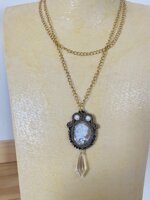 472collana-in-acciaio-con-ciondolo-cammeo-sardonico-di-torre-del-greco-inciso-a-mano-lavorato-a-soutache