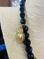 366collana-con-corni-in-terracotta-artigianali-napoletani-e-cuore-sacro-in-acciaio-smaltato