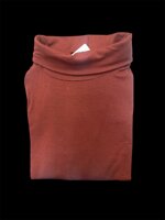 dolcevita-alpina-donna-in-micromodal-morbide-ed-avvolgenti-mano-seta