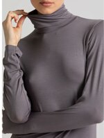 dolcevita-alpina-donna-in-micromodal-morbide-ed-avvolgenti-mano-seta