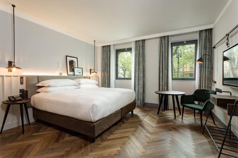doubletree_rome_monti_accessible_room_wide.jpeg