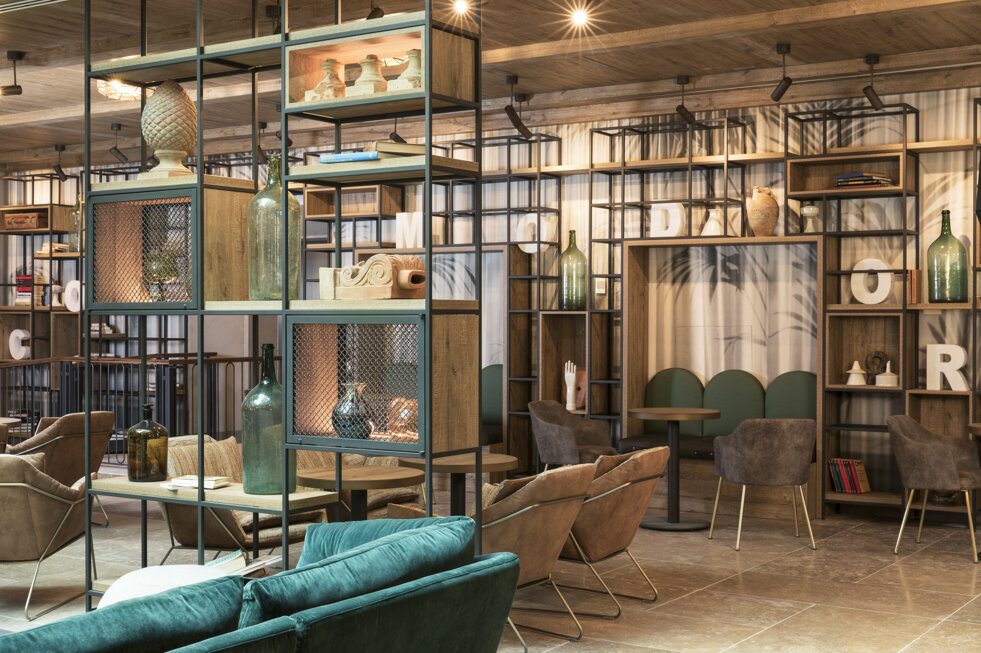 doubletree_rome_monti_lobby_3.jpeg