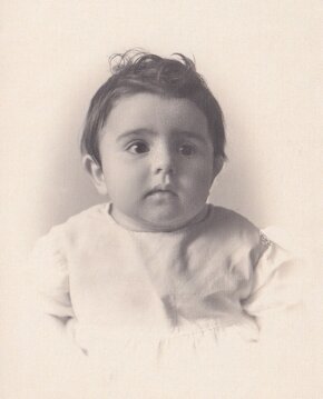 liana mirabella 31 08 1949.jpeg